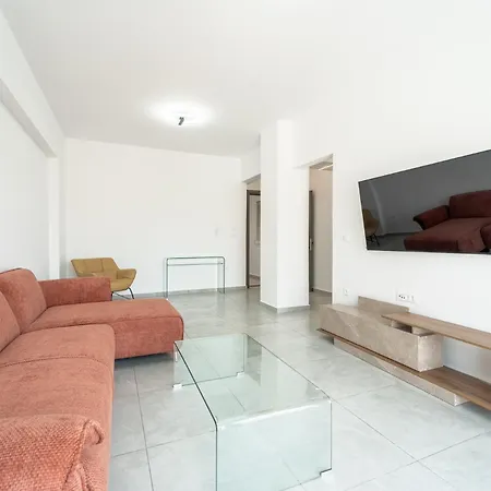 Aletreo, Rhodes Apartment