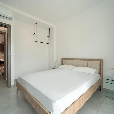 Aletreo, Rhodes Διαμέρισμα