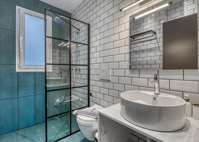 Aletreo, Rhodes * Rhodes City