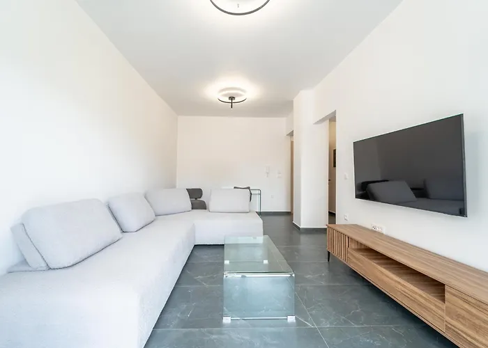 Aletreo, Rhodes * Rhodes City