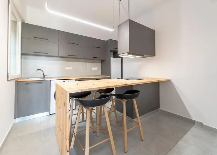 Aletreo, Rhodes * Rhodes City