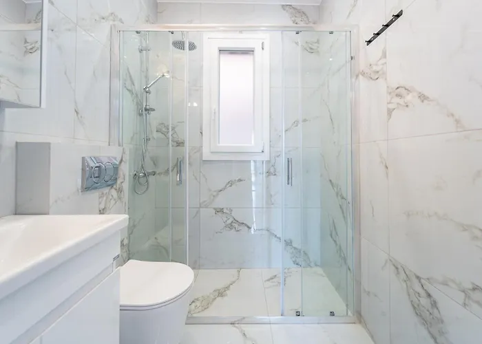 Aletreo, Rhodes * Rhodes City